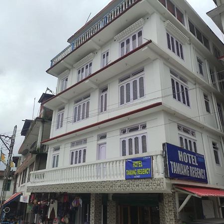 Hotel Tawang Regency Exteriör bild